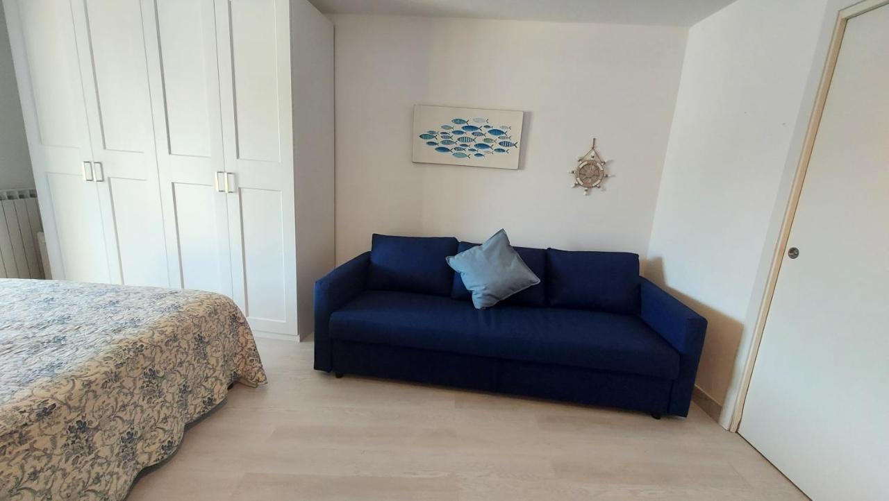 Villa Jone Diano Marina Buitenkant foto