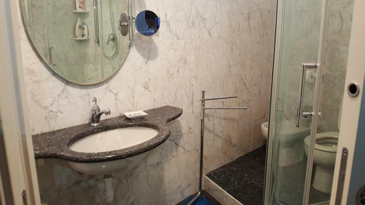 Villa Jone Diano Marina Buitenkant foto